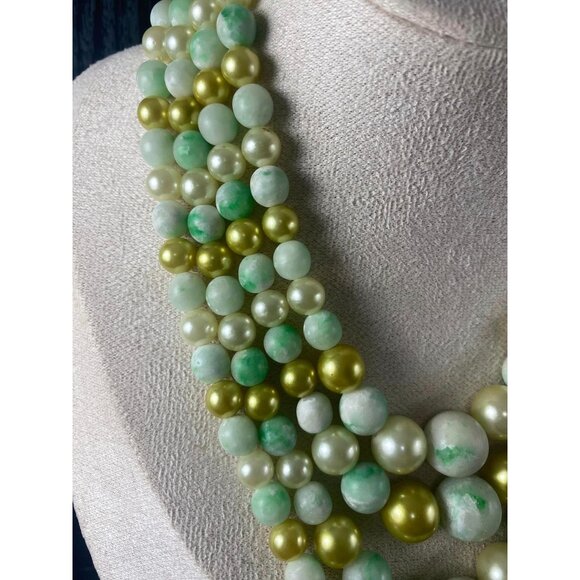 Vintage MCM 4 strands Beaded Necklace Multi-Strand Green Gold & Pearl-Like Beads - Picture 4 of 9